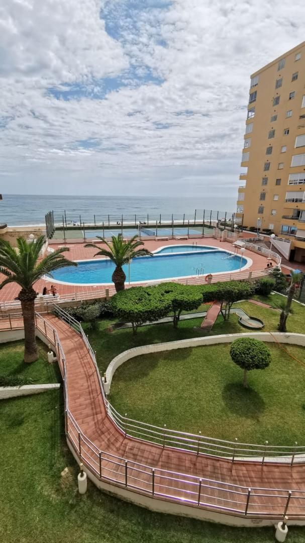 Swimming pool of Flat for sale in Tavernes de la Valldigna  with Private garden, Terrace and Swimming Pool