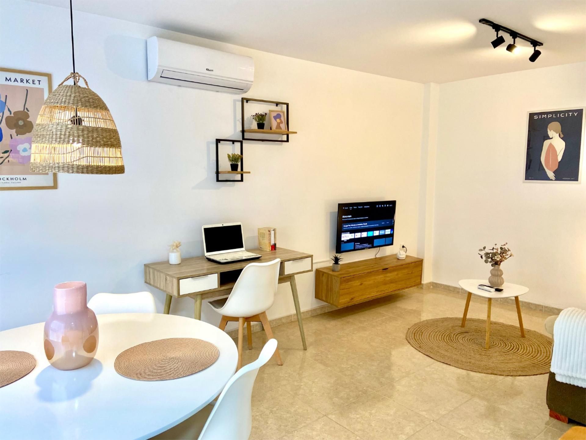 Living room of Flat for sale in Roquetas de Mar  with Air Conditioner, Heating and Furnished