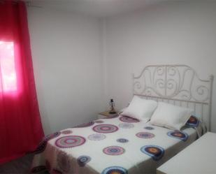 Bedroom of Flat to rent in Getafe  with Air Conditioner, Heating and Parquet flooring