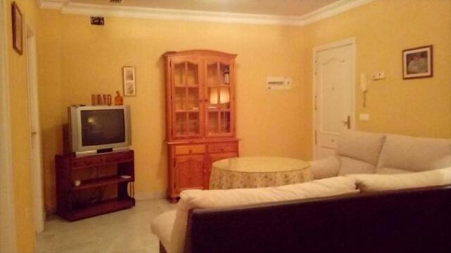 Sala d'estar de Apartament de lloguer en Almendralejo amb Calefacció, Terrassa i Moblat