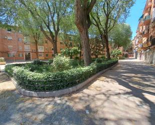Vista exterior de Pis en venda en  Madrid Capital amb Jardí privat