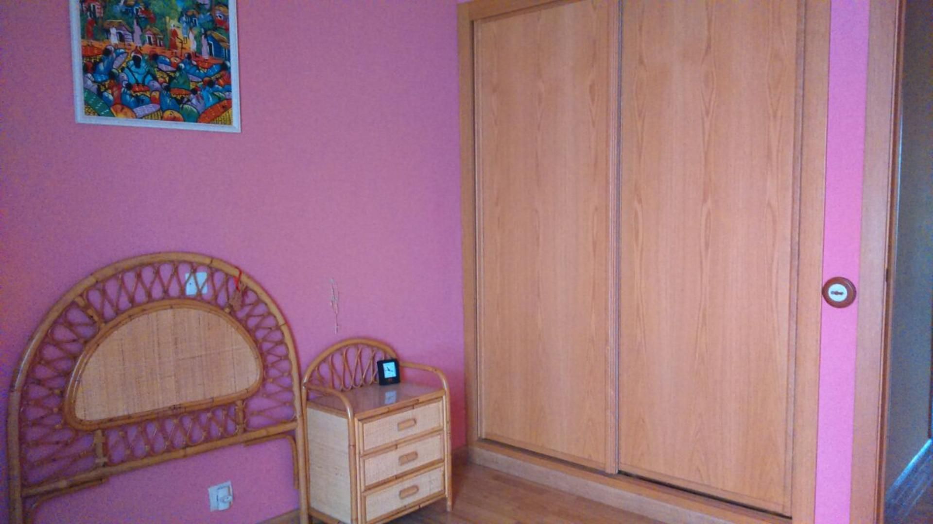 Dormitori de Casa adosada en venda en San Román de los Montes amb Aire condicionat