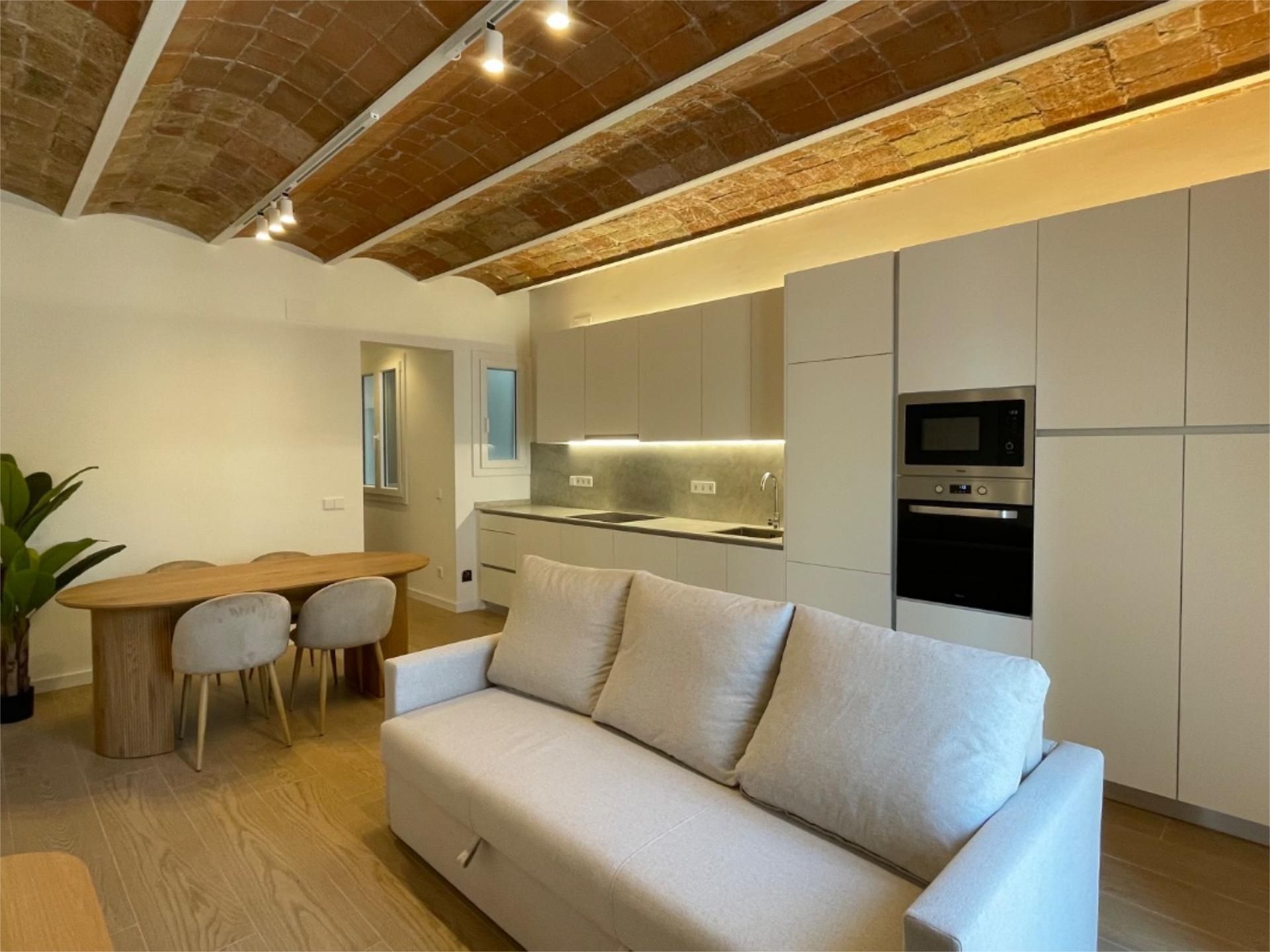 Living room of Flat for sale in  Barcelona Capital  with Air Conditioner and Balcony