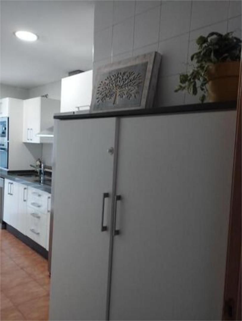 Kitchen of Apartment to rent in Algeciras  with Terrace, Swimming Pool and Furnished