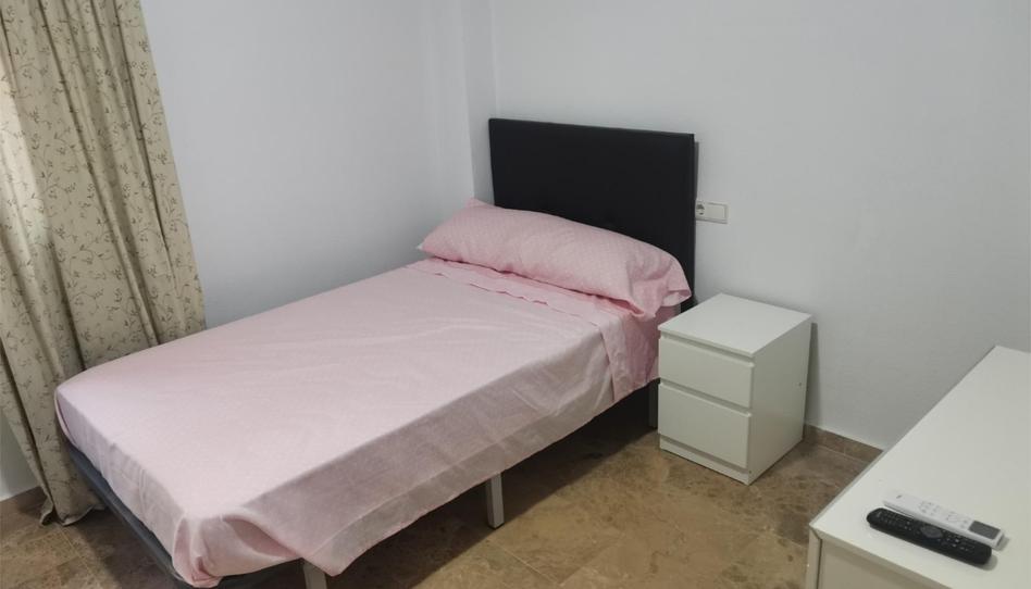 Piso para compartir en Calle Joaquín Román Álvarez, 2, Las Almenas, Sevilla - imagen 1 Foto 1 de Piso para compartir en Calle Joaquín Román Álvarez, 2, Las Almenas, Sevilla