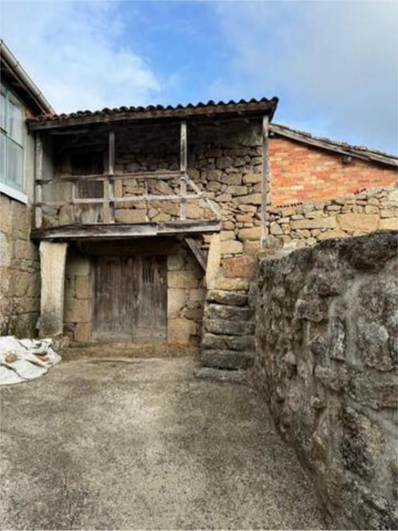 Vista exterior de Casa o xalet en venda en Toén