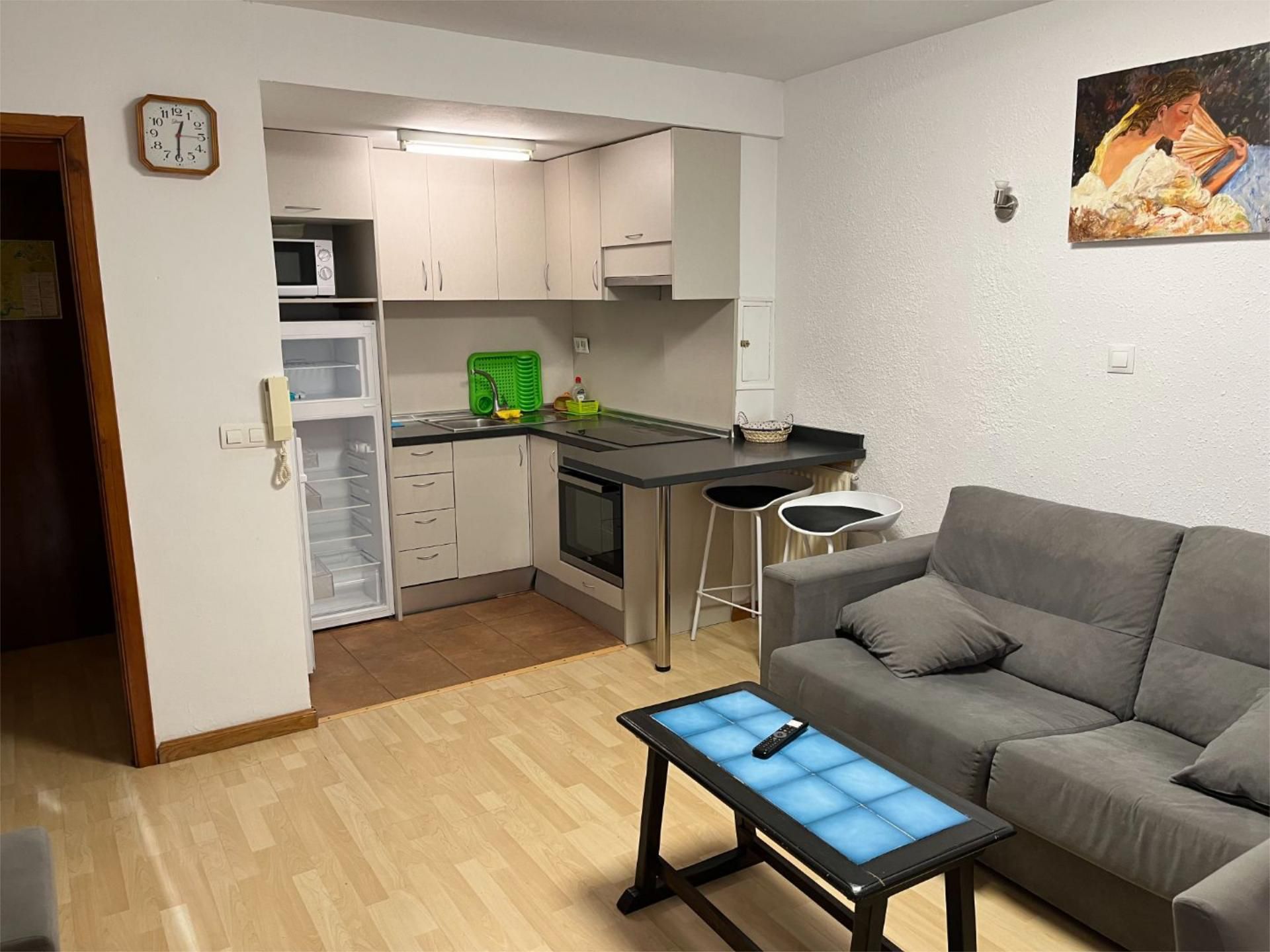 Kitchen of Apartment to rent in Jaca  with Heating, Private garden and Parquet flooring