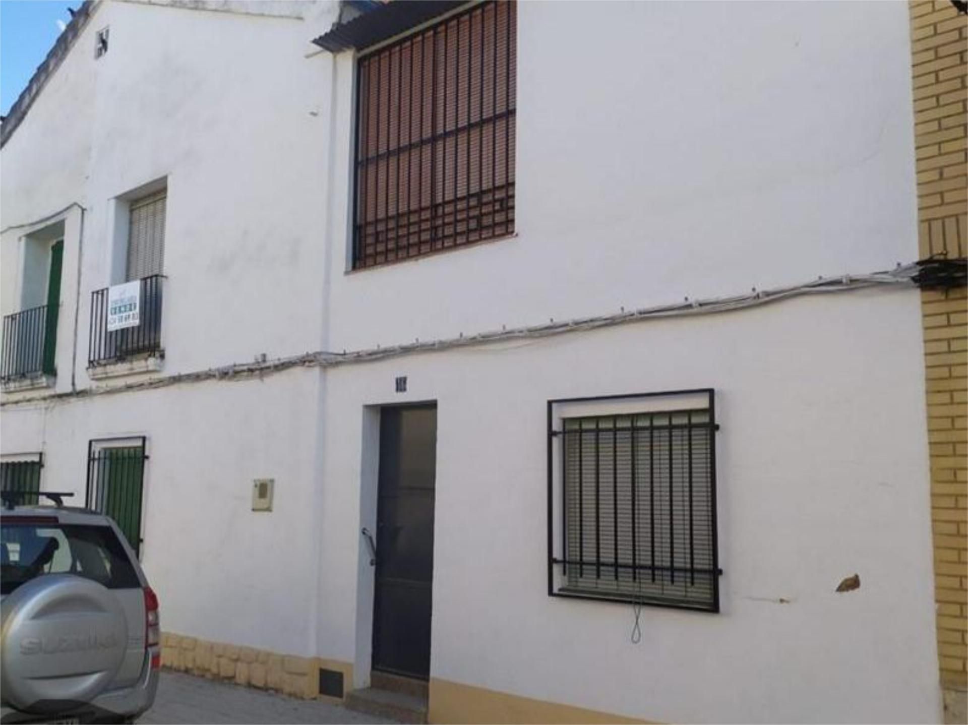 Vista exterior de Pis en venda en Villanueva del Arzobispo amb Moblat i Balcó