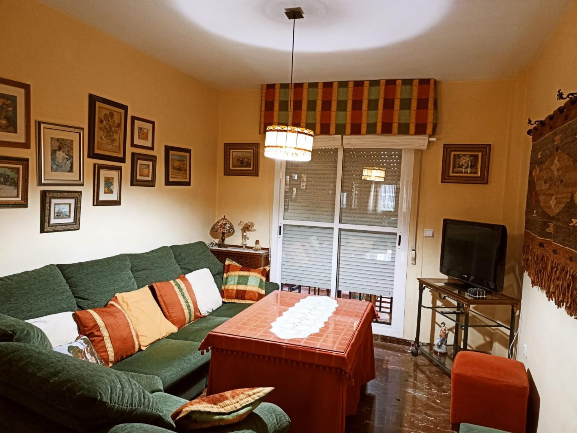 Living room of Single-family semi-detached to rent in  Granada Capital  with Air Conditioner, Heating and Private garden
