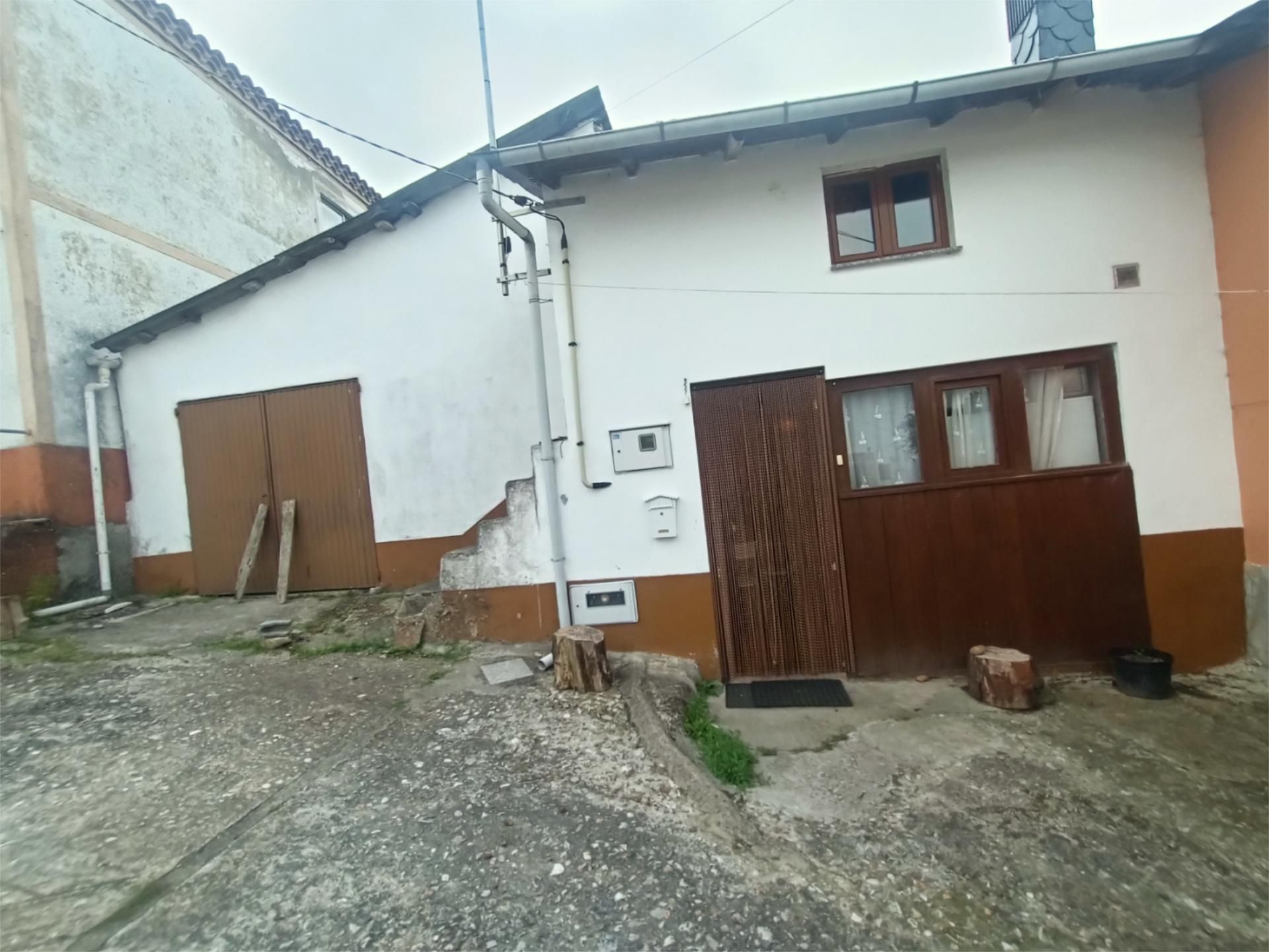 Exterior view of Single-family semi-detached to rent in A Pobra do Brollón 