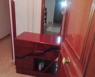 Dormitori de Pis en venda en Las Pedroñeras    amb Aire condicionat, Calefacció i Traster