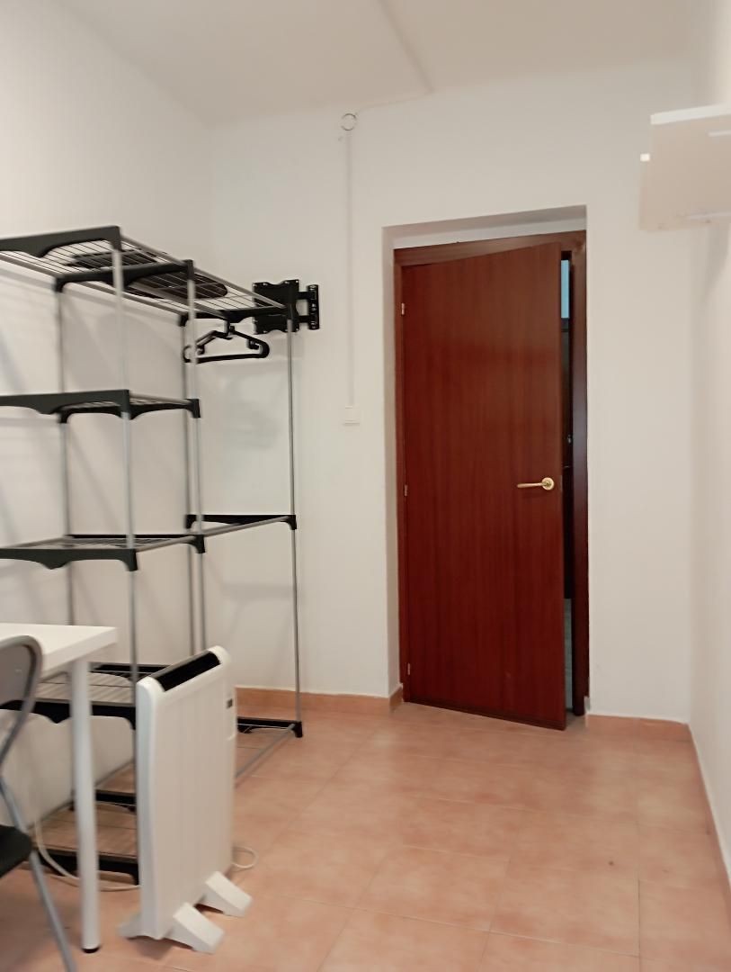 Apartament per a compartir en Monzón amb Calefacció, Forn i Rentadora