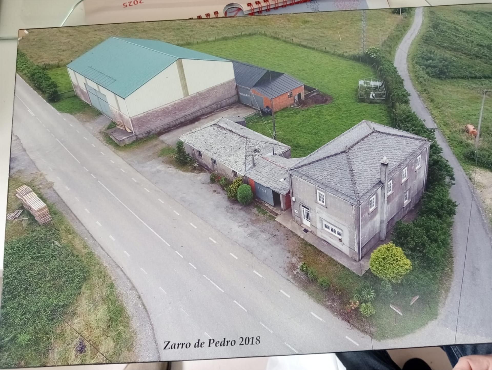 Vista exterior de Casa o xalet en venda en Meira amb Jardí privat