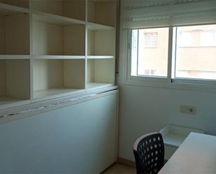 Dormitori de Pis per a compartir en  Tarragona Capital amb Aire condicionat, Calefacció i Terrassa