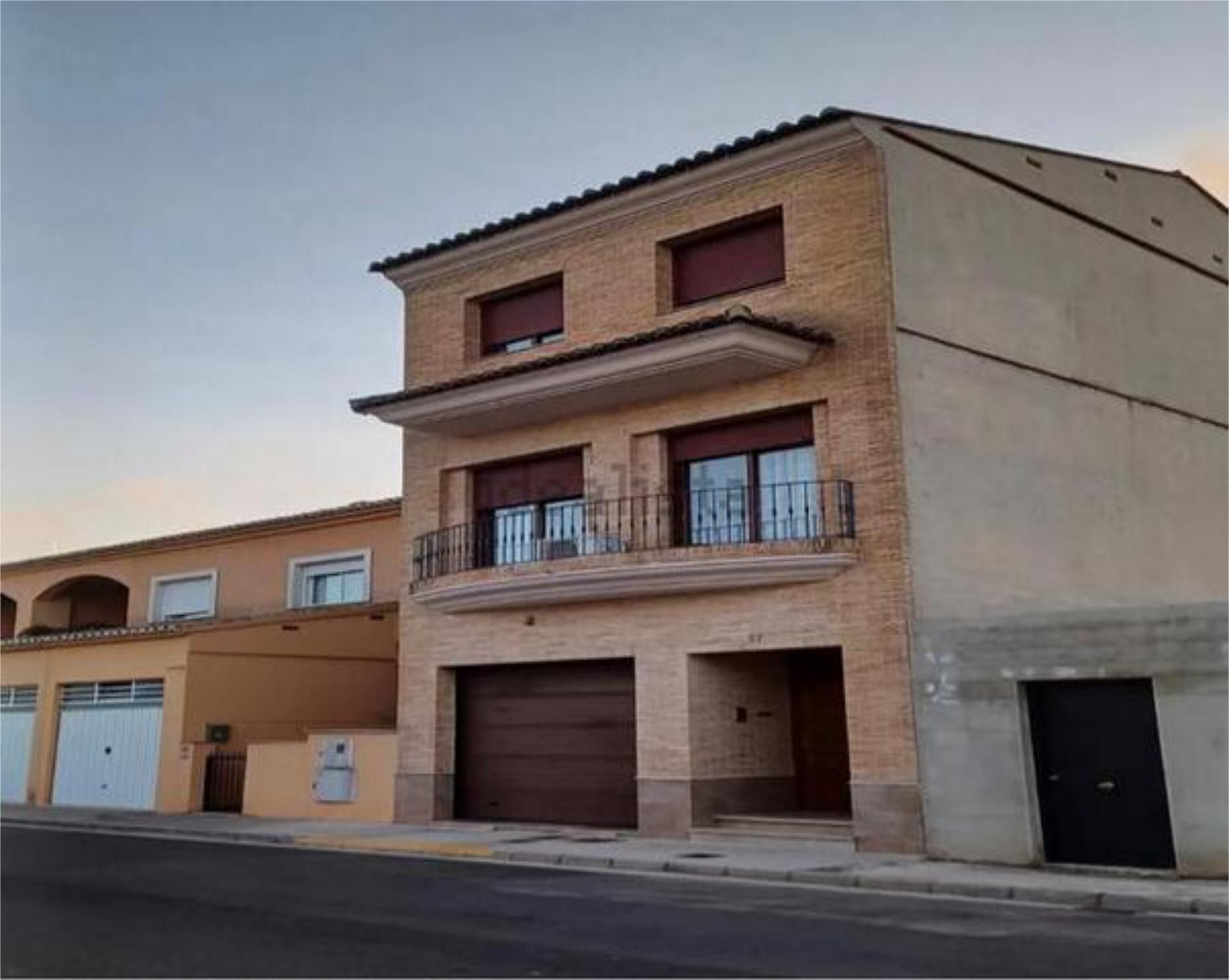 Vista exterior de Casa o xalet en venda en Polinyà de Xúquer amb Terrassa
