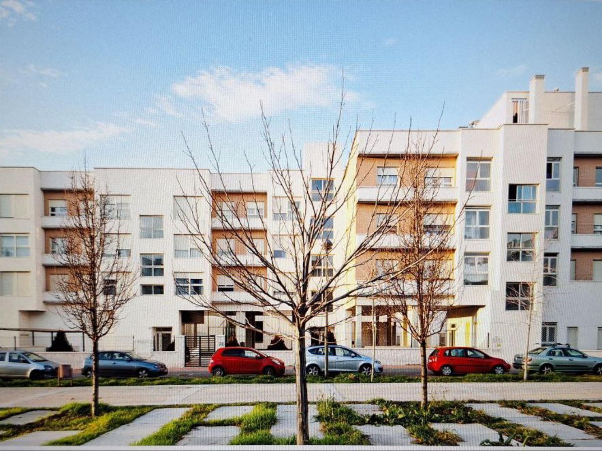 Exterior view of Flat to rent in Móstoles  with Air Conditioner