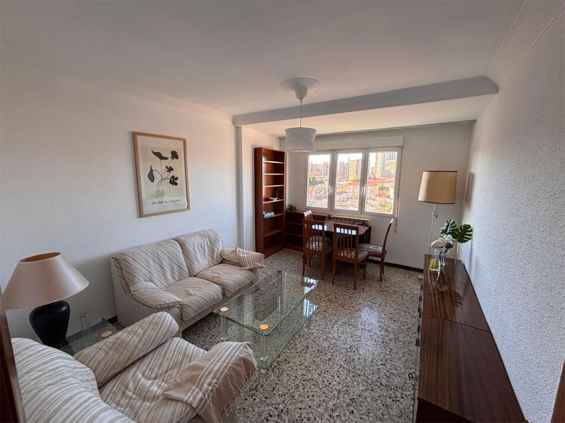 Living room of Flat to rent in  Zaragoza Capital  with Heating, Furnished and Balcony