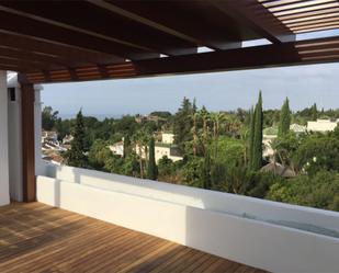 Vista exterior de Pis de lloguer en Marbella amb Aire condicionat, Terrassa i Balcó