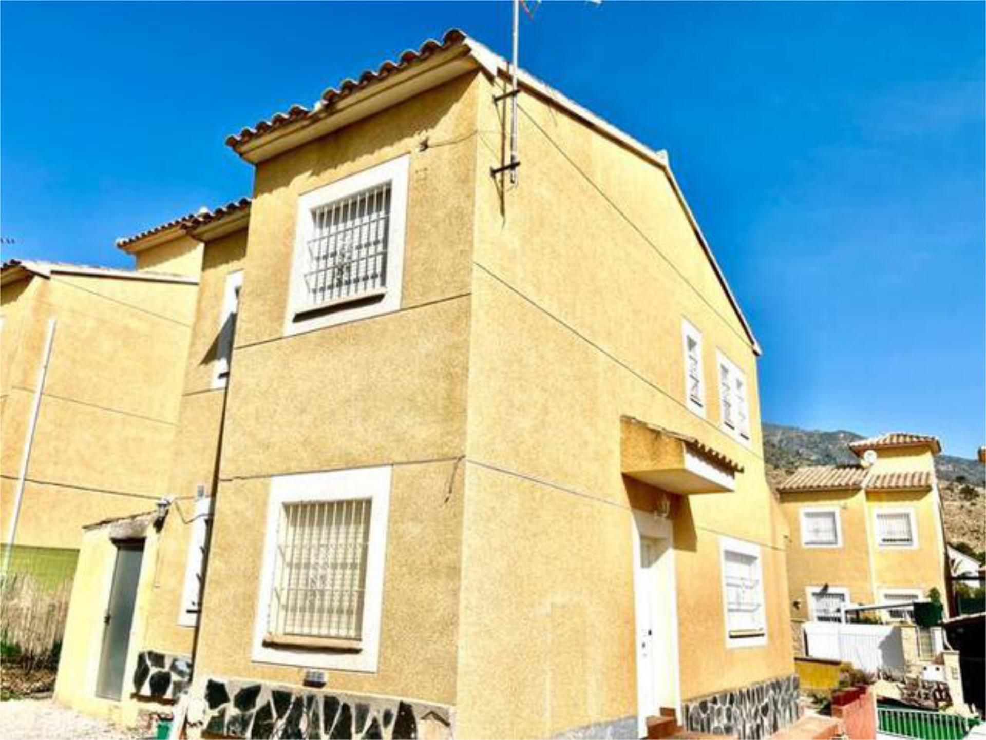 Exterior view of Single-family semi-detached for sale in Aigües