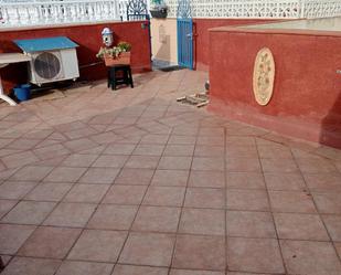 Terrassa de Pis de lloguer en Torrevieja amb Calefacció, Traster i Moblat
