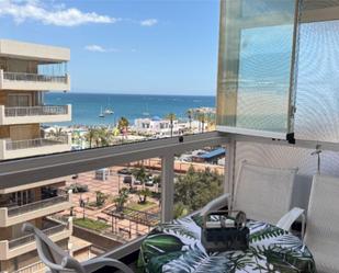 Dormitori de Apartament de lloguer en Fuengirola amb Aire condicionat, Calefacció i Jardí privat