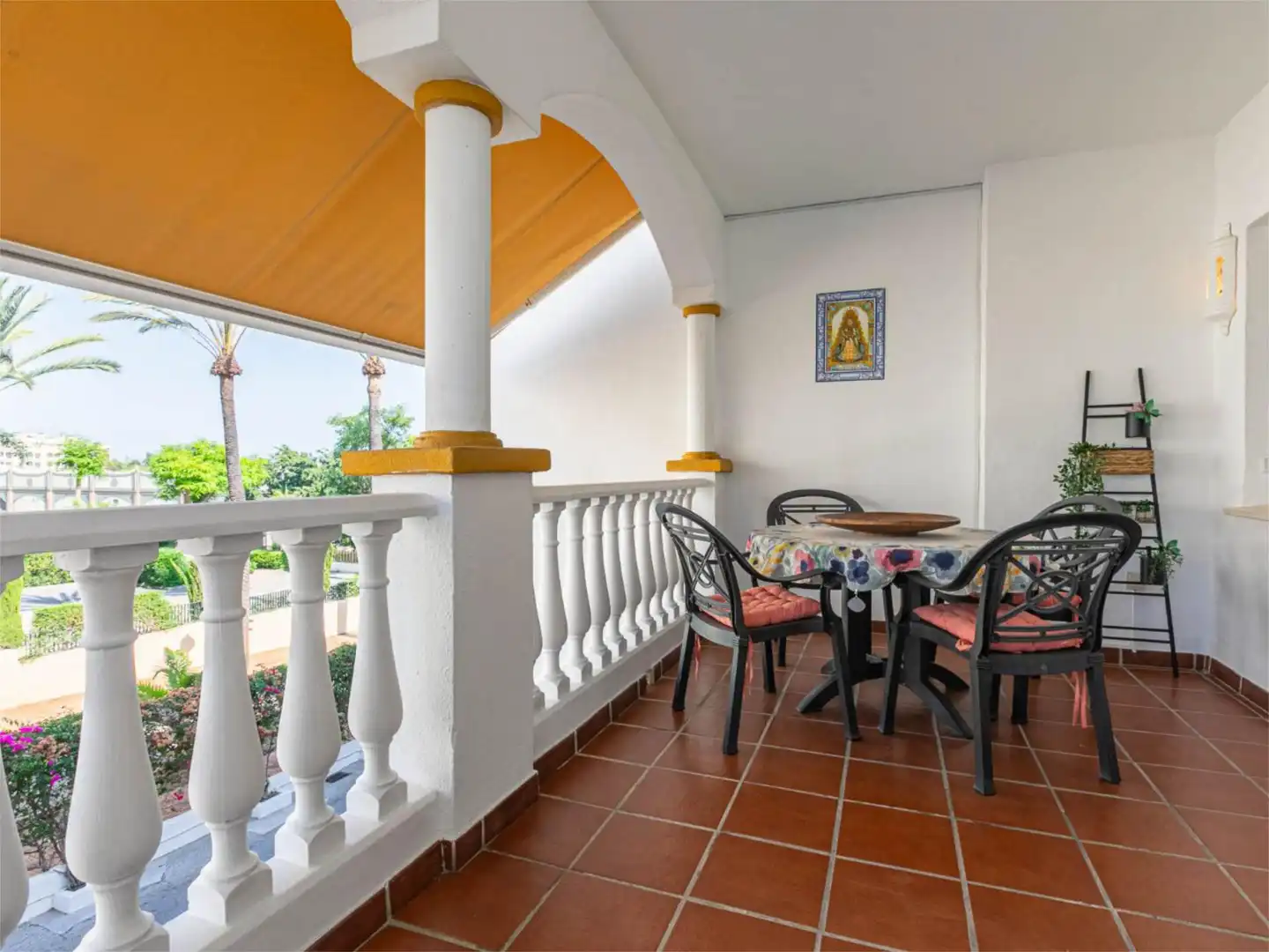 Flat for rent in Bulevar Ashmawi, 6, La Carolina - Guadalpín Terrace of Flat for rent in Marbella with Air Conditioner, Heating and Private garden