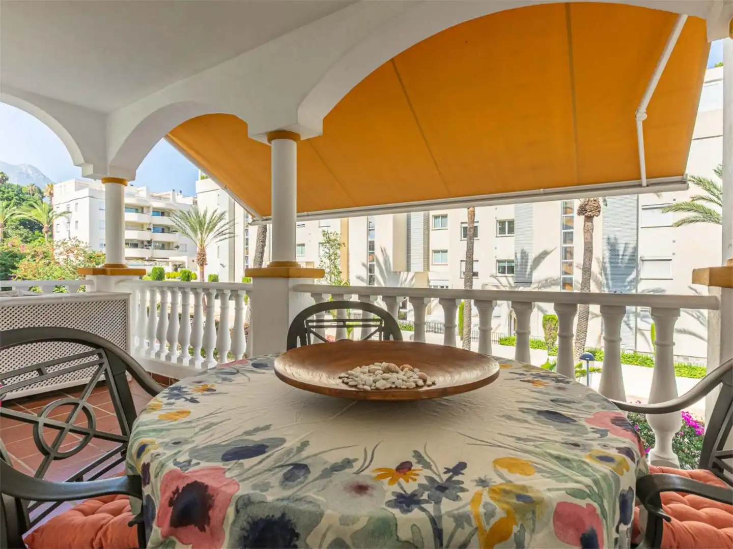 Flat for rent in Bulevar Ashmawi, 6, La Carolina - Guadalpín Terrace of Flat for rent in Marbella with Air Conditioner, Heating and Private garden