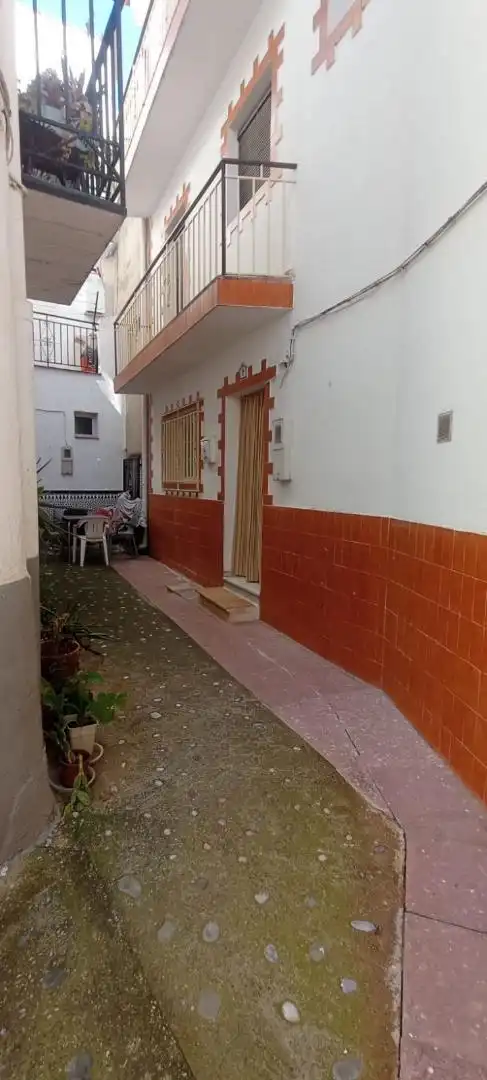 Casa adosada de alquiler en Calle Virgen del Carmen, 10, Los Guájares