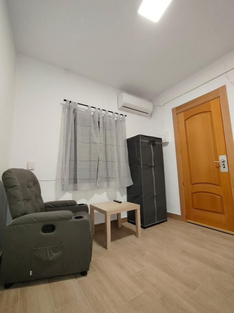Bedroom of Study to rent in Santa Cruz de la Zarza  with Air Conditioner