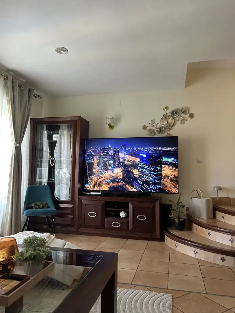 Piso en venta en Calle Alfredo Calderón, 810, La Carolina Sala de estar de Piso en venta en La Carolina con Aire acondicionado, Calefacción y Jardín privado