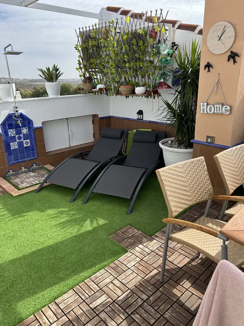 Piso en venta en Calle Alfredo Calderón, 810, La Carolina Terraza de Piso en venta en La Carolina con Aire acondicionado, Calefacción y Jardín privado