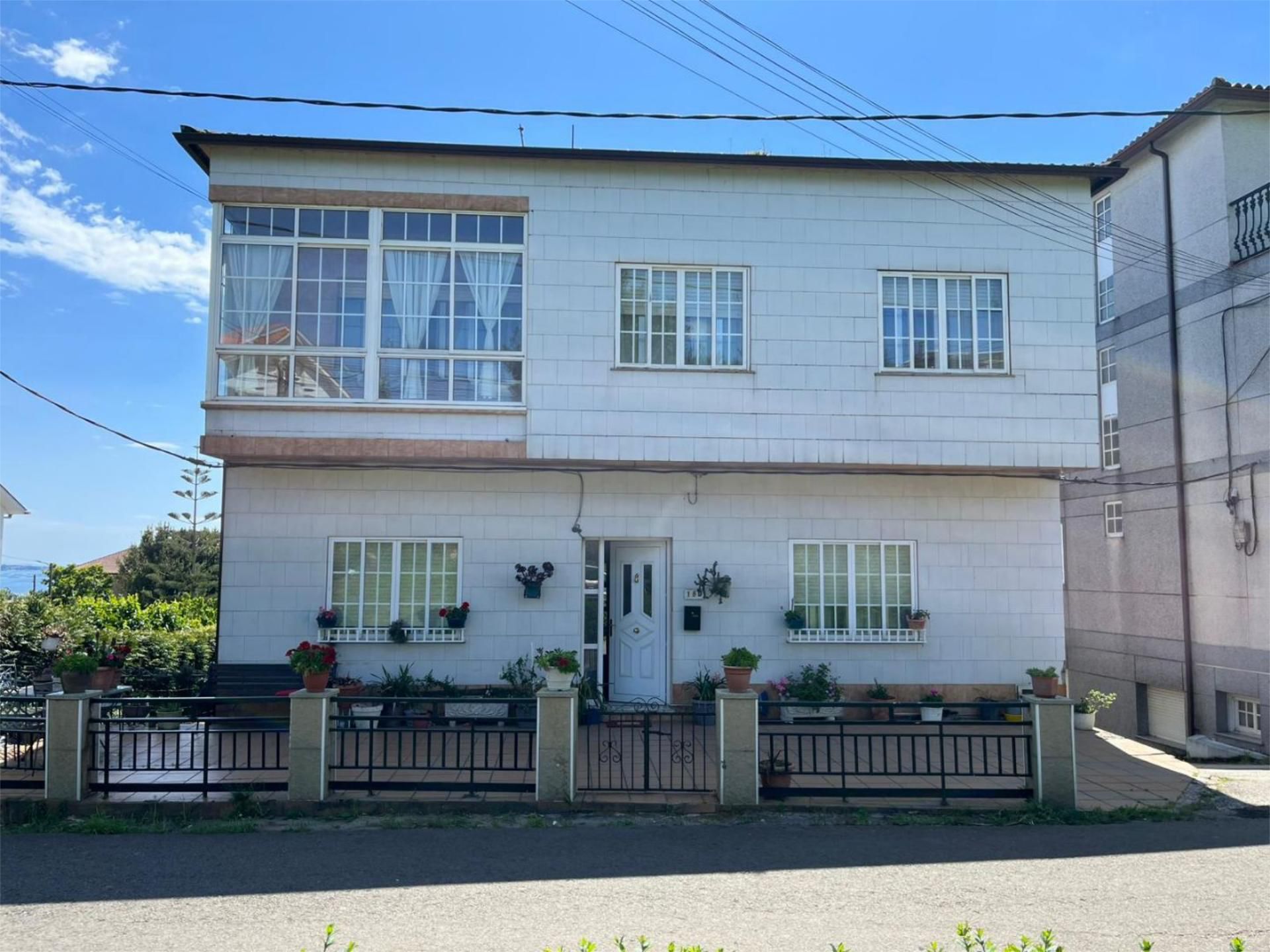 Exterior view of Flat to rent in Rianxo  with Terrace, Storage room and Furnished