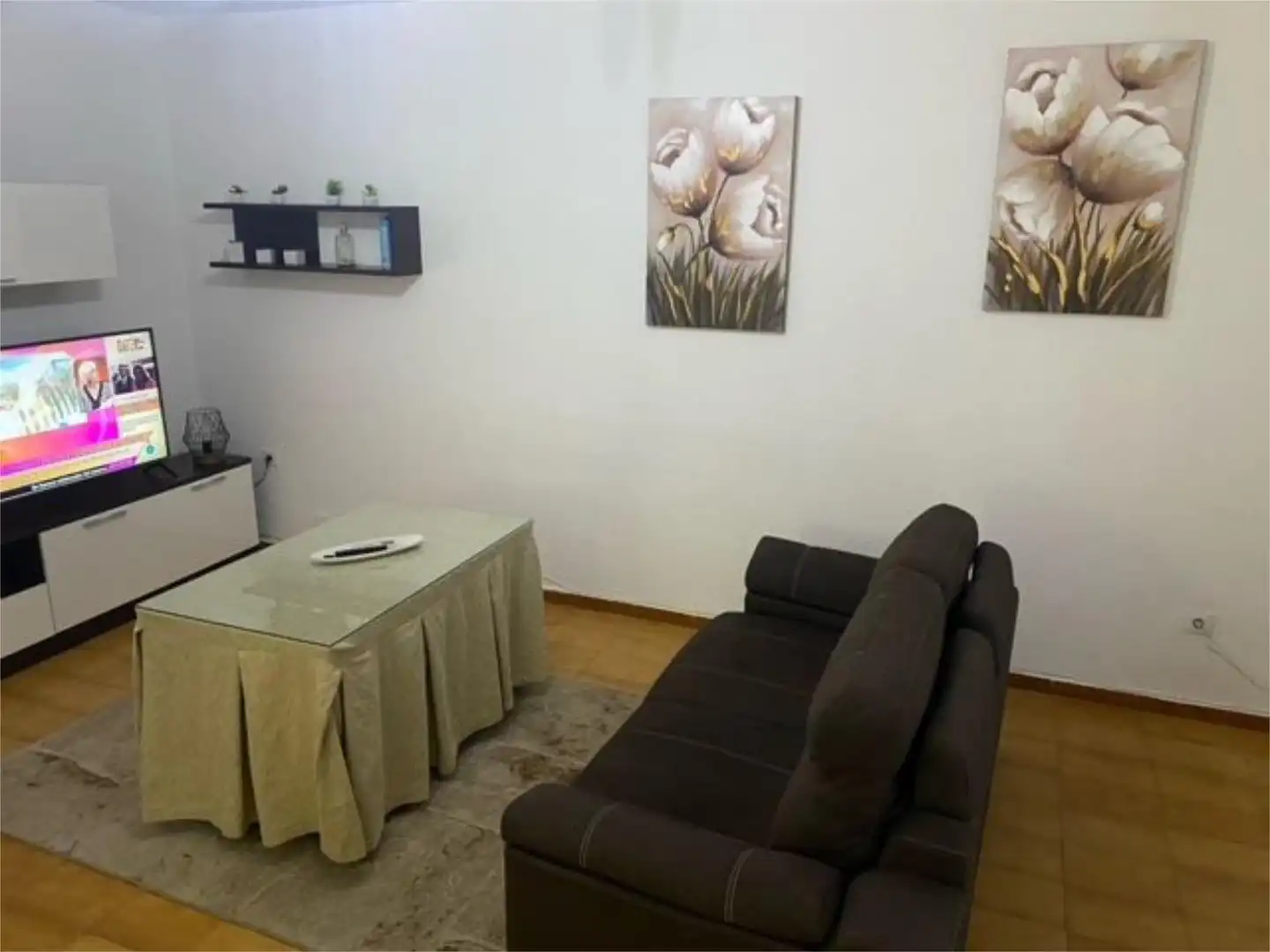Piso en venta en Calle Silos, 5, La Garrovilla Sala de estar de Piso en venta en La Garrovilla con Aire acondicionado, Amueblado y Balcón
