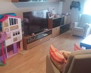Living room of Flat to share in Ciudad Real Capital  with Air Conditioner, Heating and Private garden