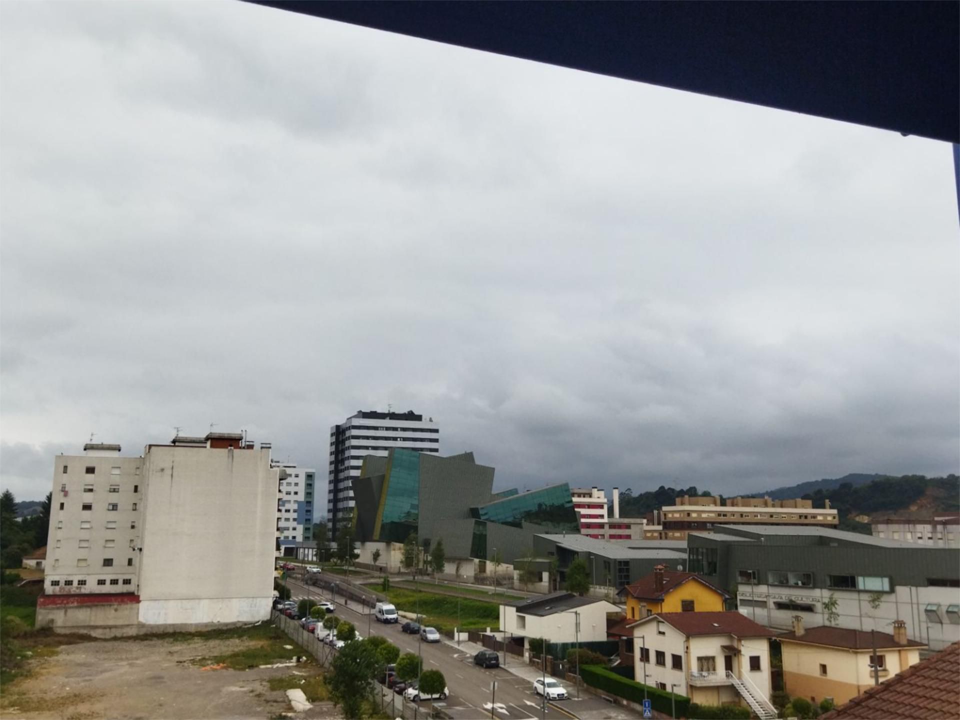 Exterior view of Flat to rent in Siero