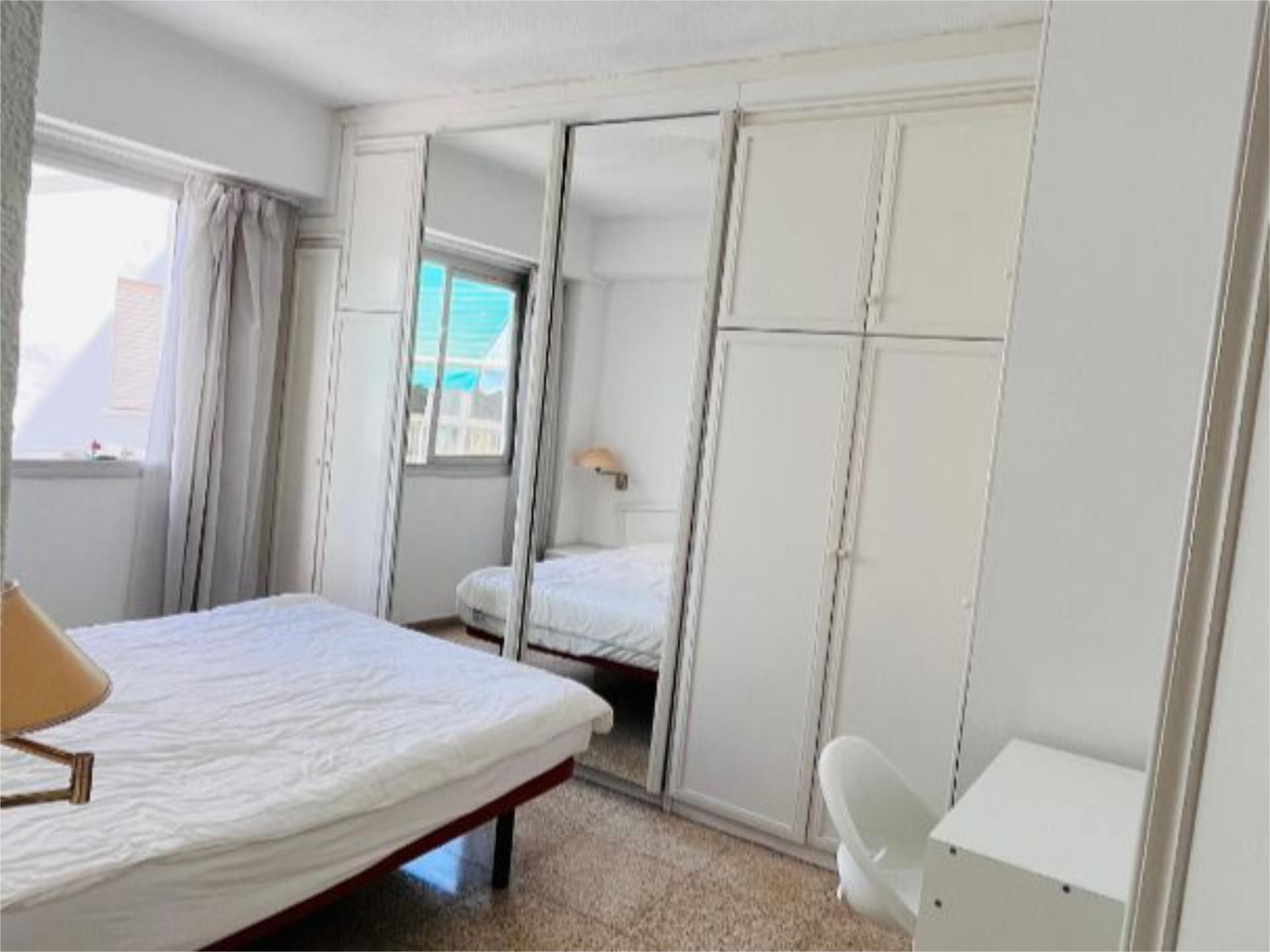 Flat to share in Carrer Pintor Aparicio, 7, Ensanche - Diputación
