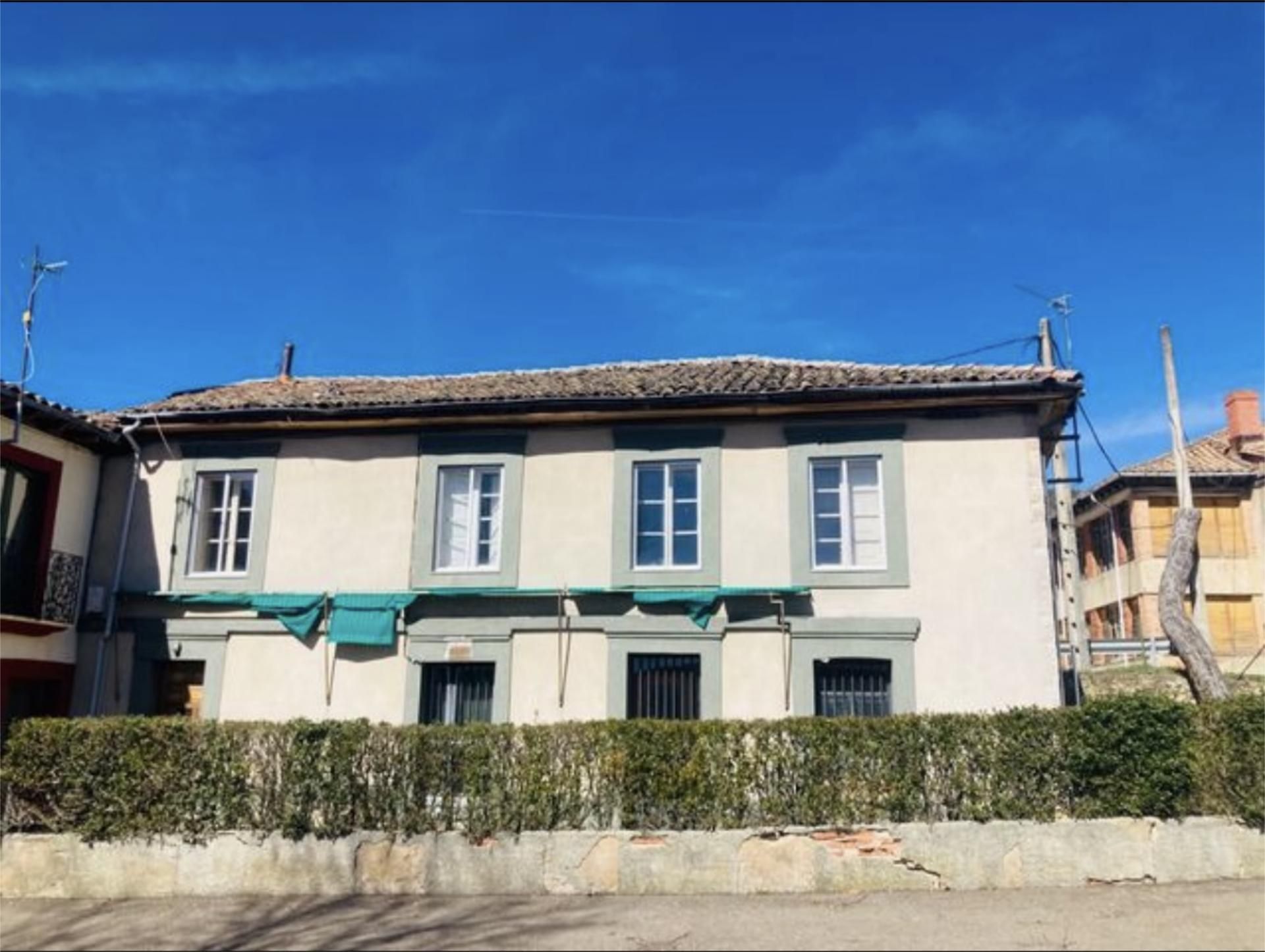 Exterior view of House or chalet for sale in La Vecilla