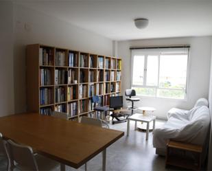Living room of Flat to rent in  Sevilla Capital  with Air Conditioner, Heating and Furnished