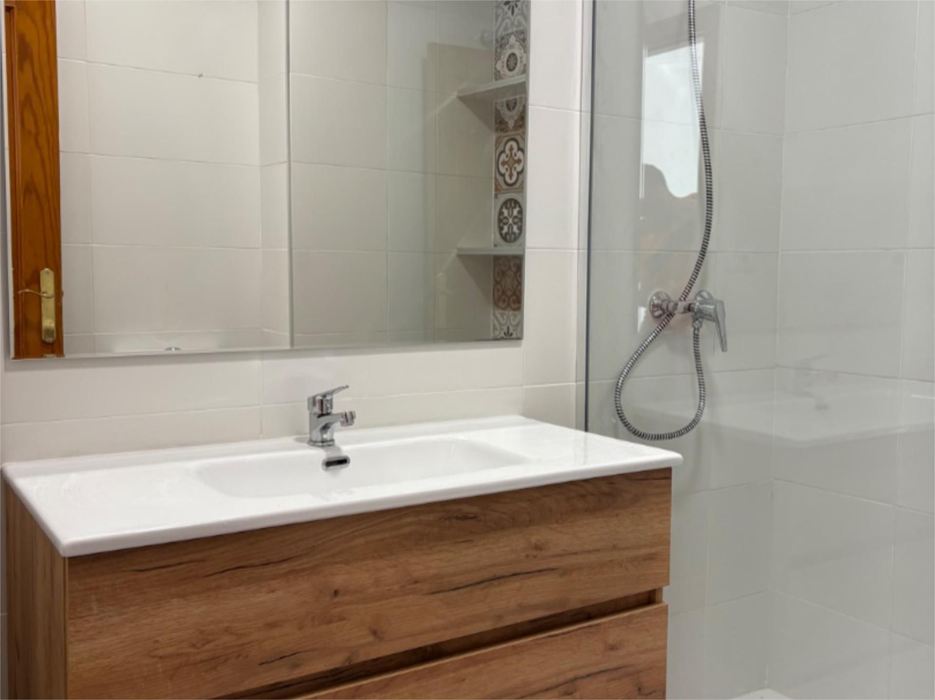 Bathroom of Flat to rent in Málaga Capital  with Balcony