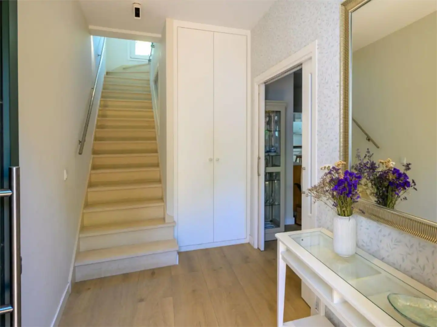 Flat for sale in Sevilla  with Air Conditioner, Heating and Parquet flooring