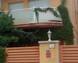 Vista exterior de Casa adosada en venda en Perafort amb Aire condicionat, Calefacció i Jardí privat