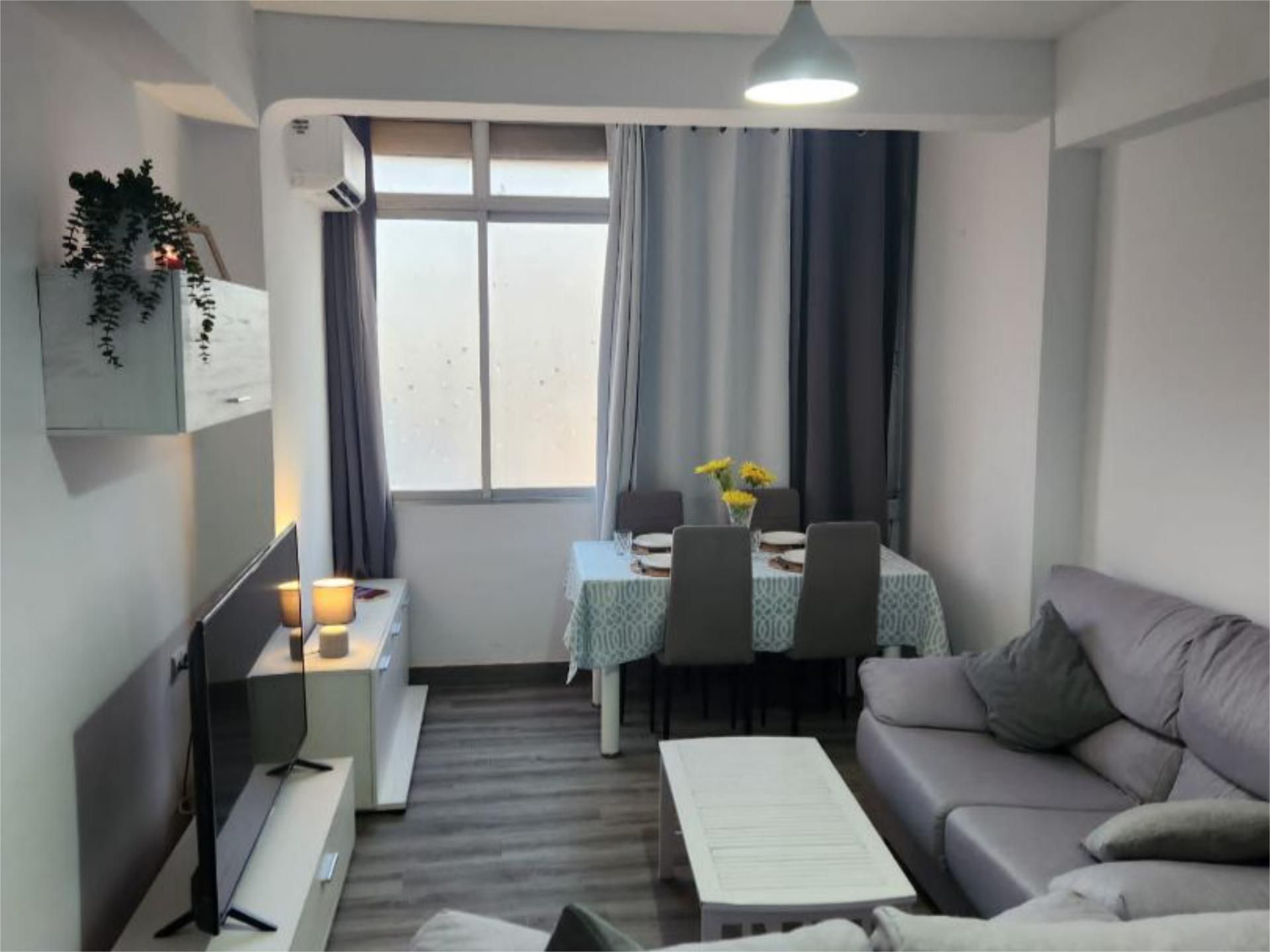 Flat to rent in Calle Maximiliano Macías, 21, Centro