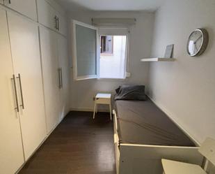 Bedroom of Flat to share in  Barcelona Capital  with Air Conditioner, Furnished and Balcony