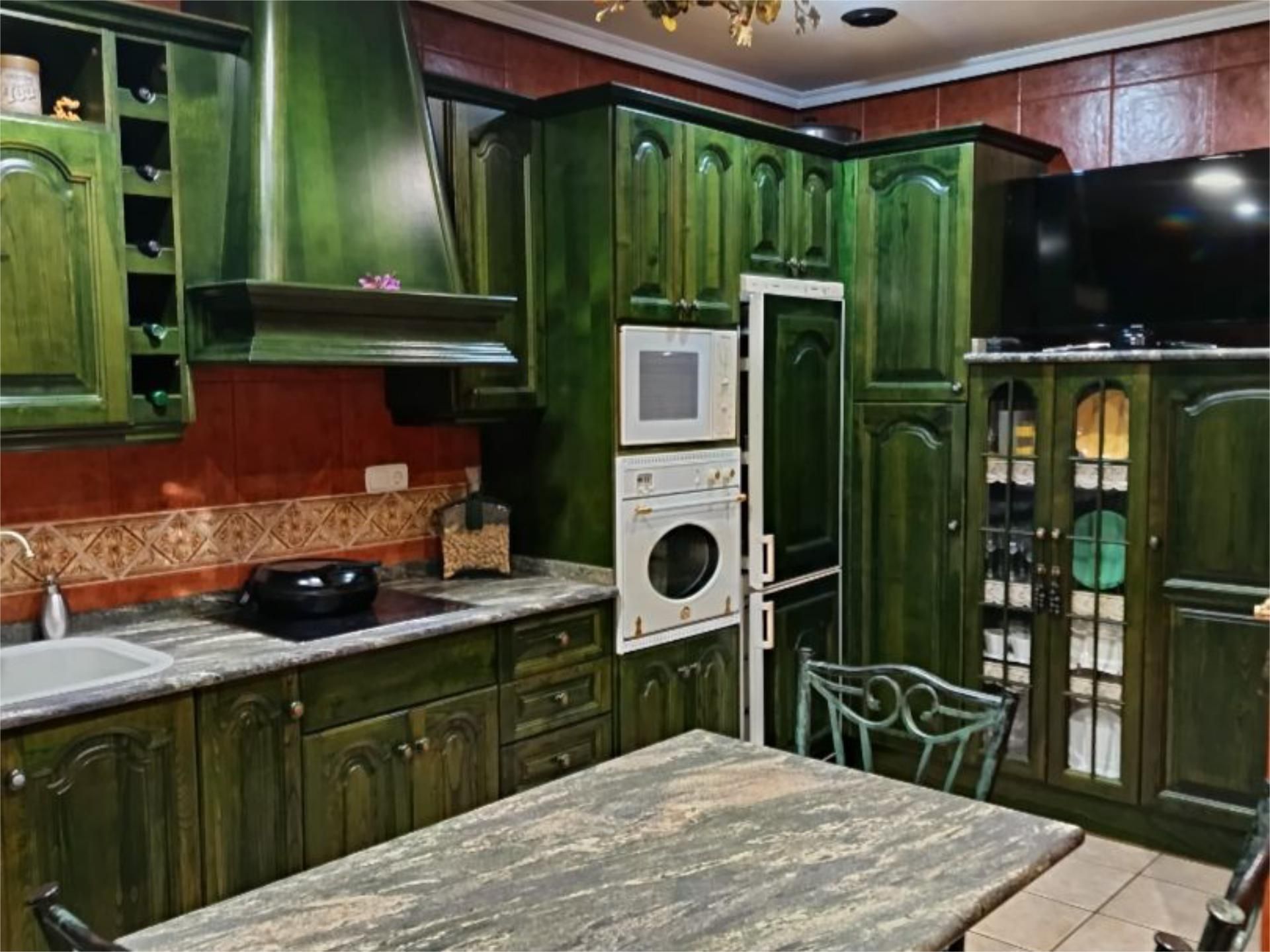 Kitchen of Single-family semi-detached for sale in Consuegra  with Air Conditioner, Terrace and Balcony