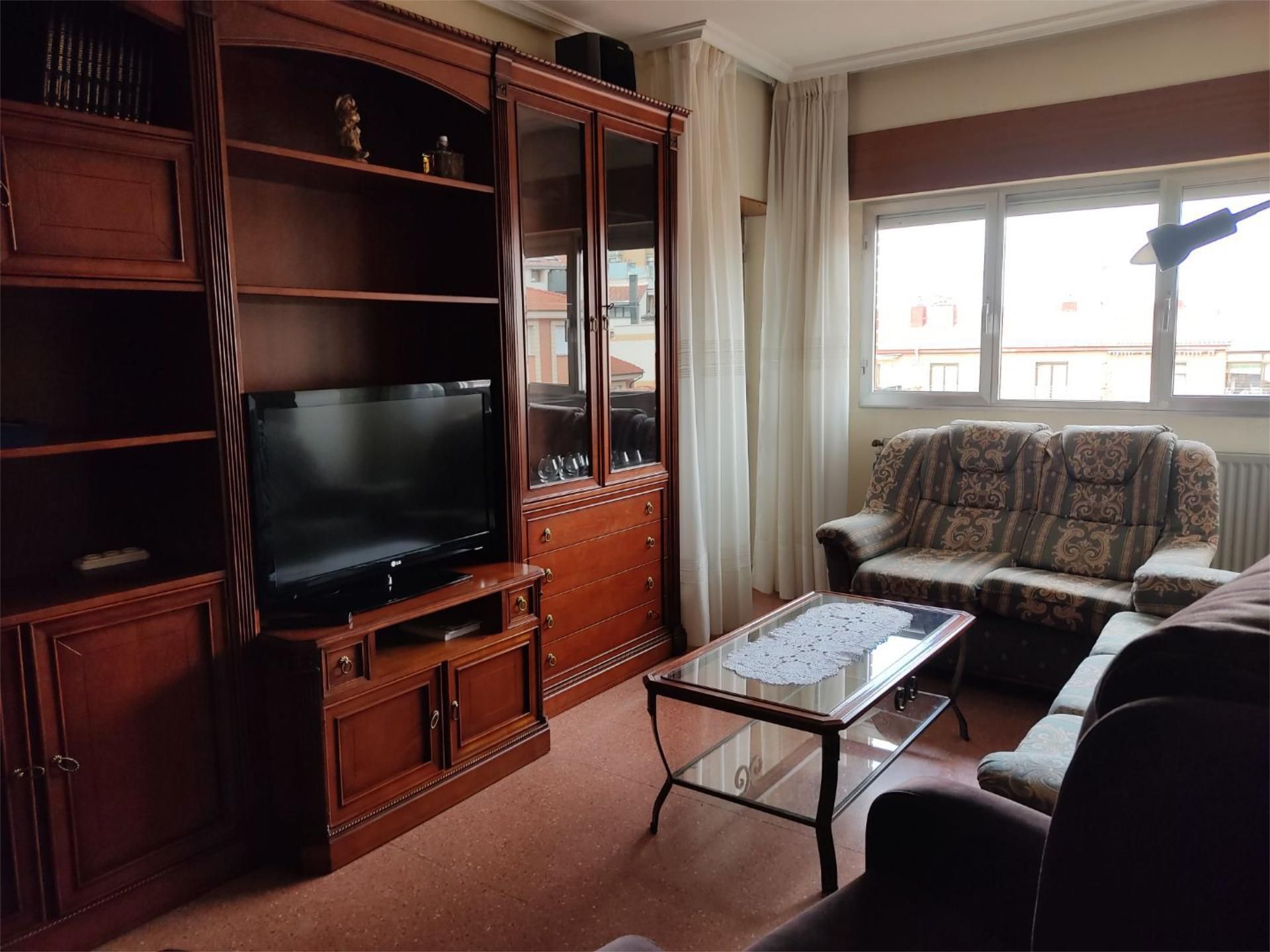 Sala d'estar de Pis de lloguer en Soria Capital  amb Calefacció, Moblat i Balcó
