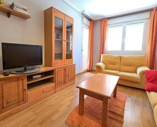 Sala d'estar de Pis de lloguer en Móstoles amb Aire condicionat, Calefacció i Parquet