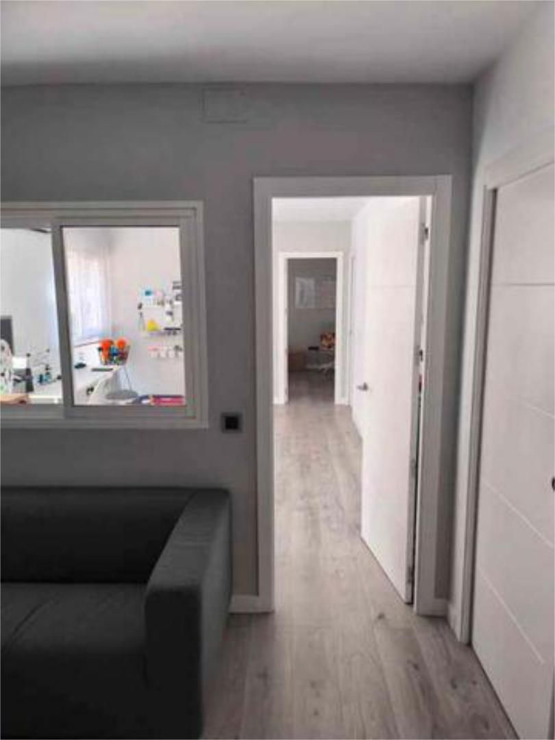 Office to rent in Vélez-Málaga  with Air Conditioner