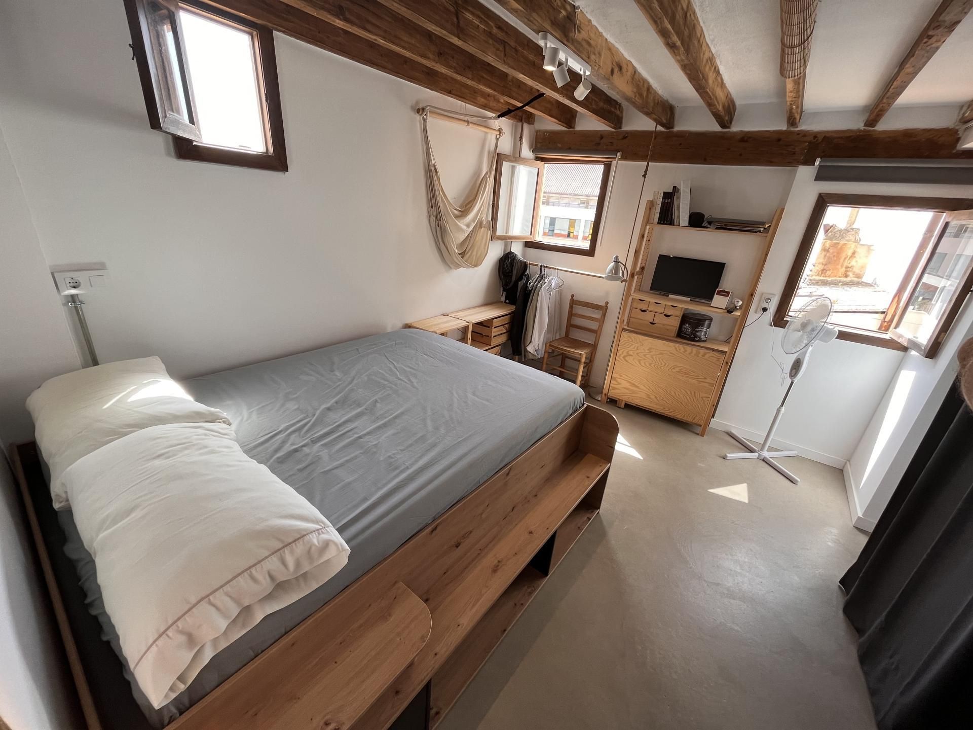 Flat to rent in Carrer del Sindicat, Cort