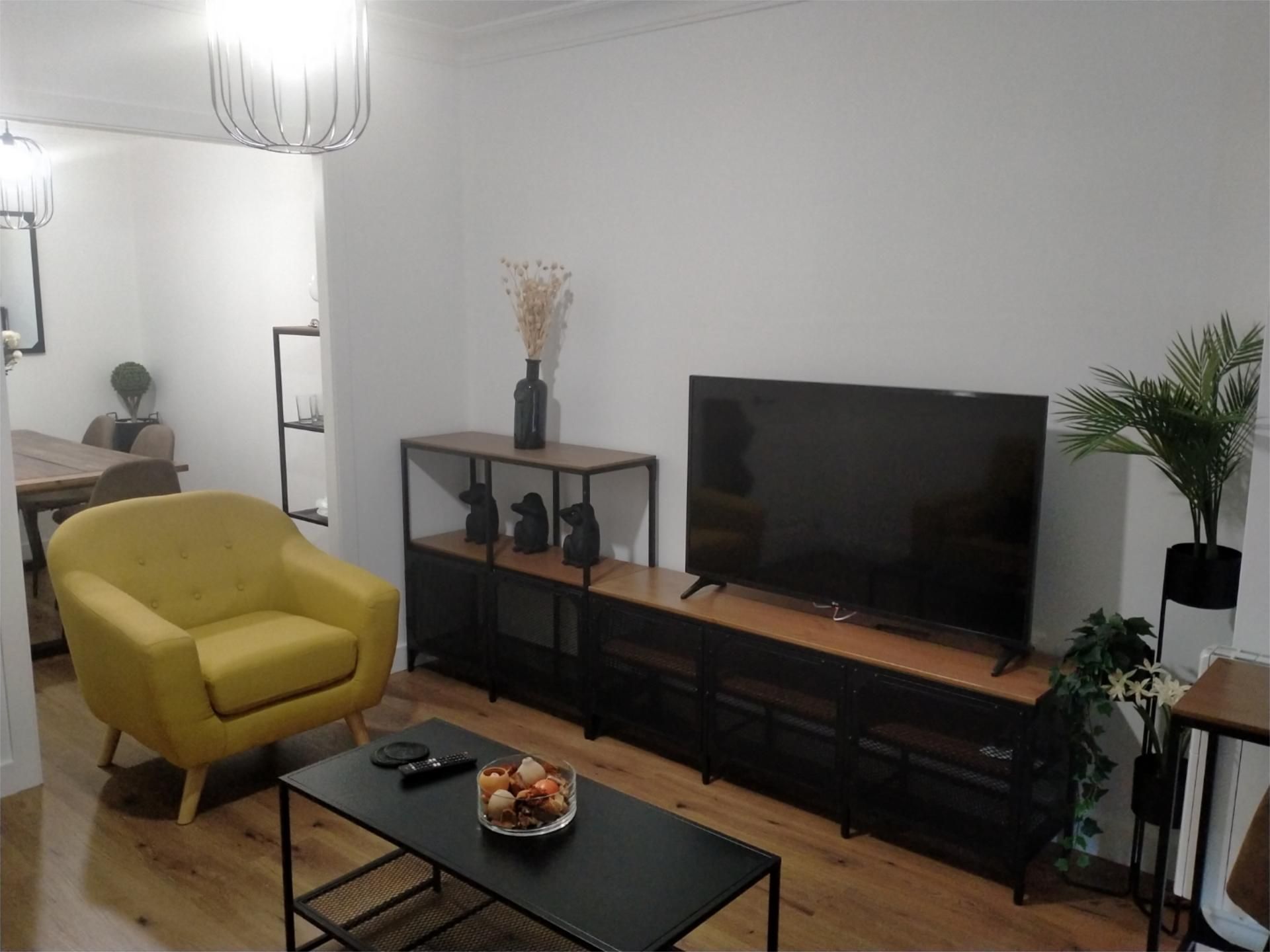 Sala d'estar de Pis de lloguer en Ferrol amb Terrassa
