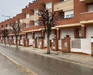 Vista exterior de Pis en venda en Alpicat amb Aire condicionat, Calefacció i Jardí privat